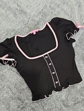 NWOT Sugar Thrillz Black Pink Baby Tee Small Y2K Bow Trim Ruffle Crop Top